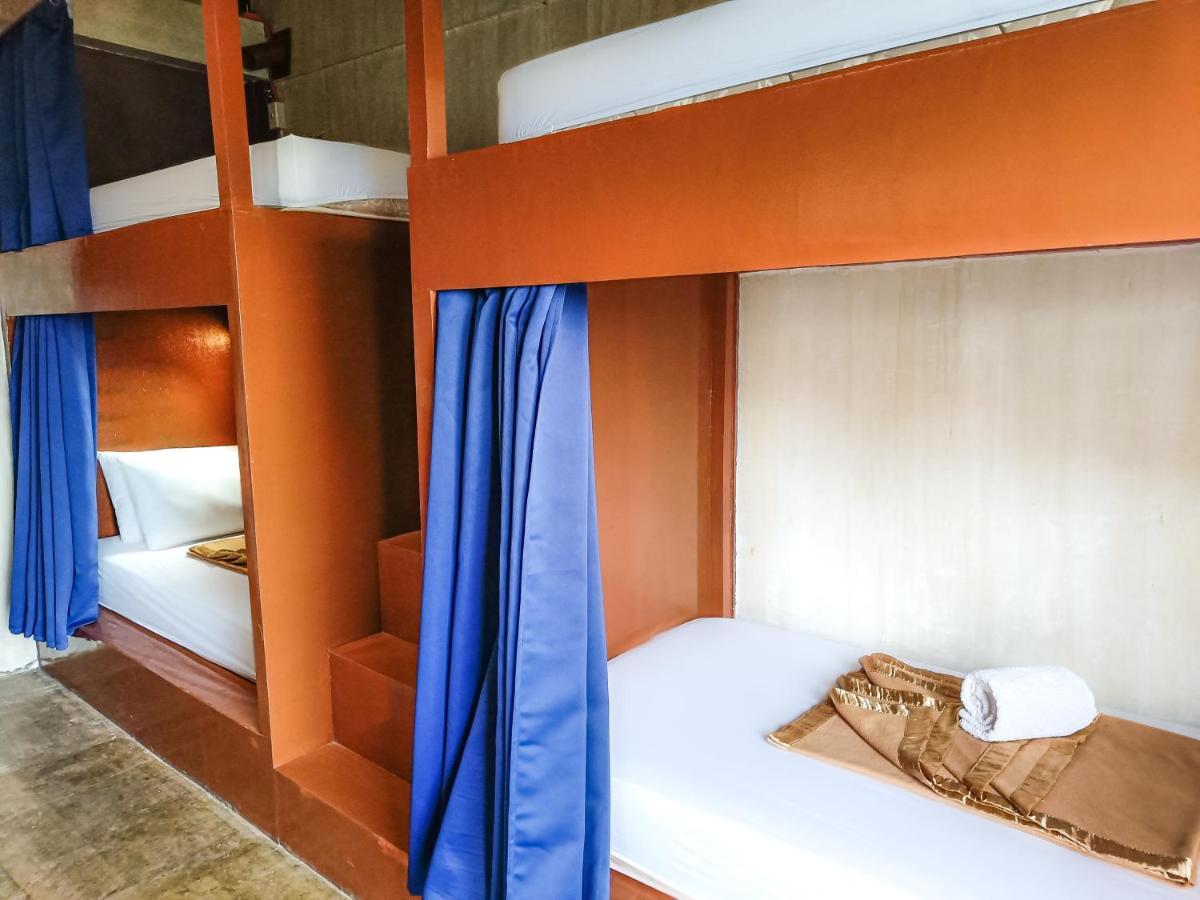 Lexias Hostel And Workspace - El Nido Exterior foto